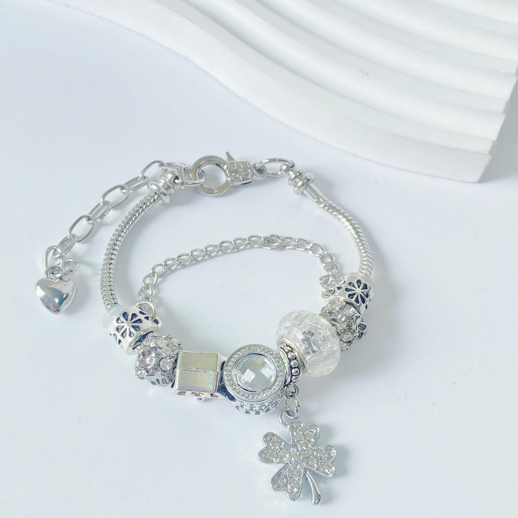 Silver clover