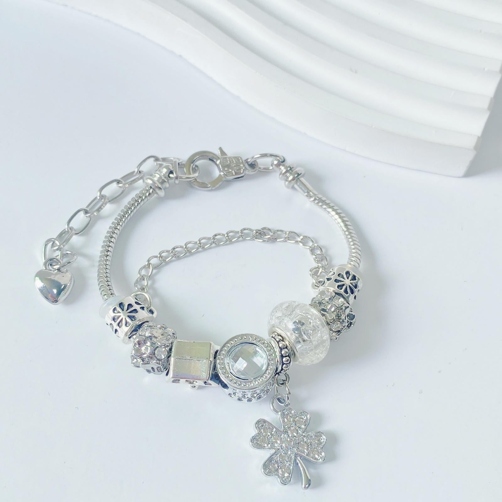 Silver clover